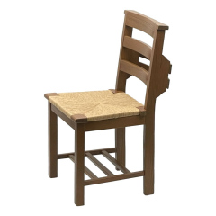 Traditional chair with third stretcher